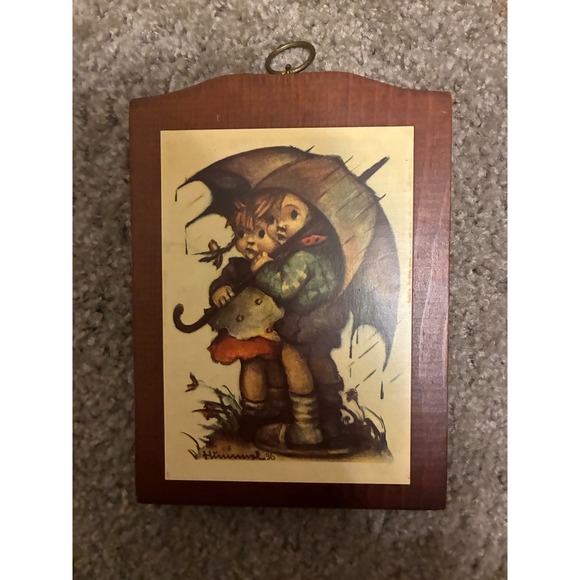 Hummel Other - VINTAGE HUMMEL‎ WALL HANGING OF LITTLE GIRL AND BOY, ON MANCHESTER WOOD